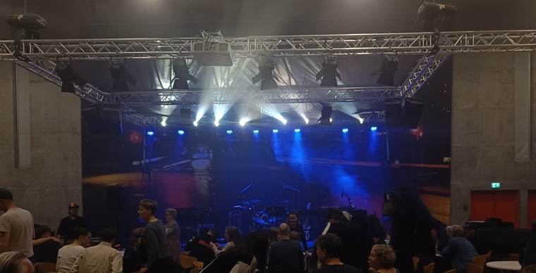 Stort lys setup til koncert. Sløjfen, Hadsten